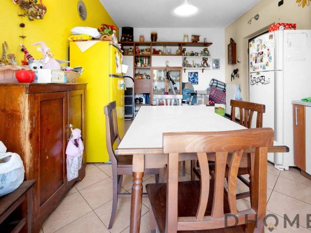 Appartamento in vendita a Mariano Comense CO