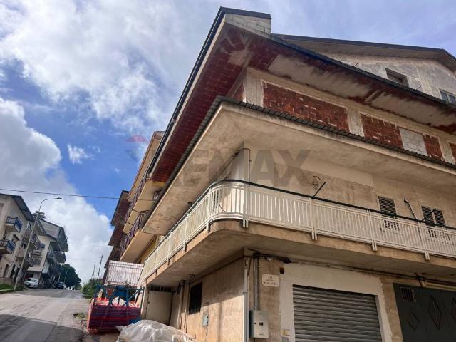 Appartamento in vendita a Marineo PA