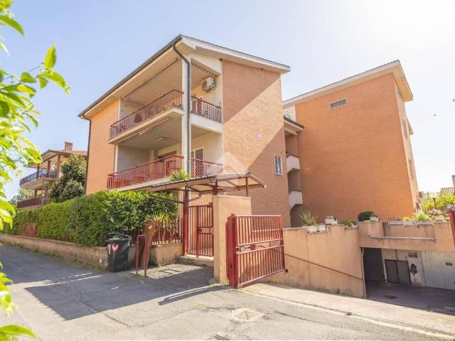Appartamento in vendita a Marino RM