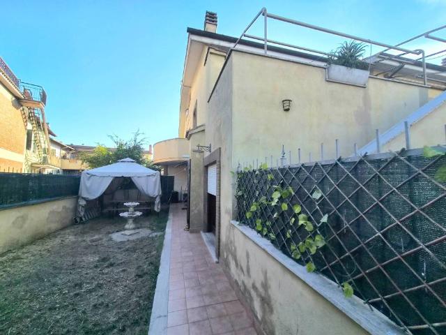 Appartamento in vendita a Marino RM