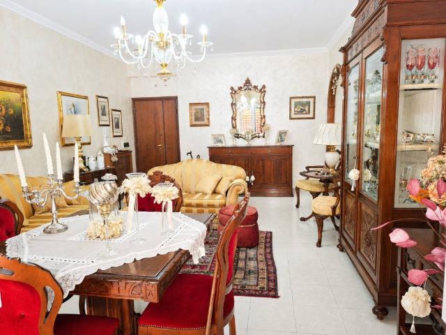 Appartamento in vendita a Marino RM