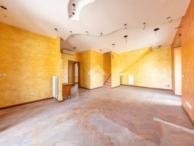 Appartamento in vendita a Marino RM