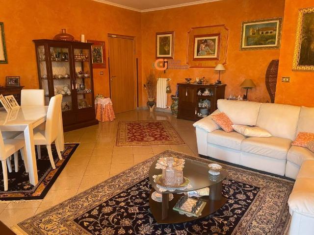 Appartamento in vendita a Marino RM