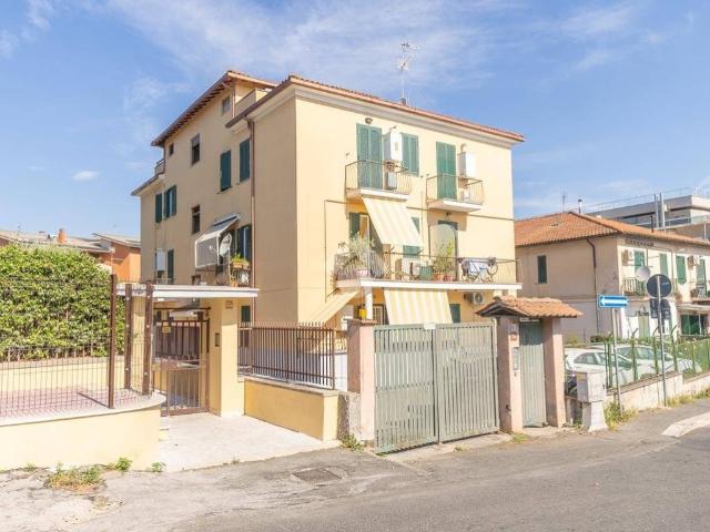 Appartamento in vendita a Marino RM