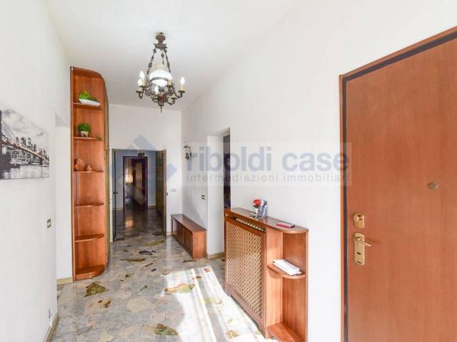Appartamento in vendita a Meda MB