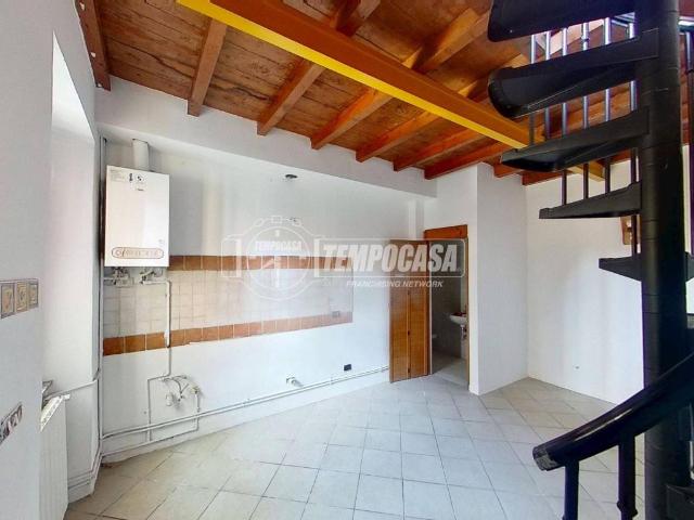 Appartamento in vendita a Meda MB