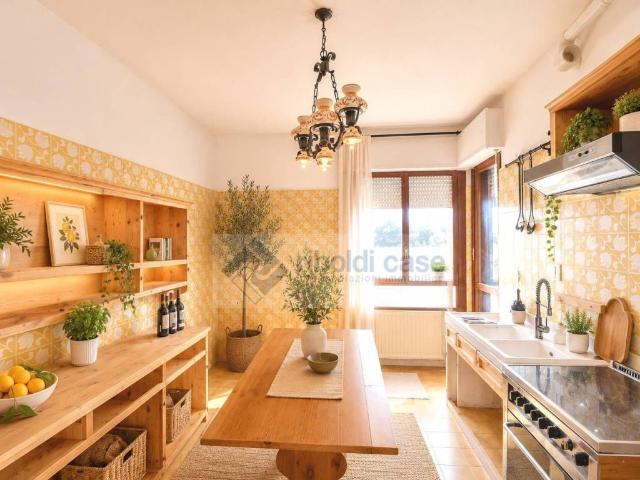 Appartamento in vendita a Meda MB