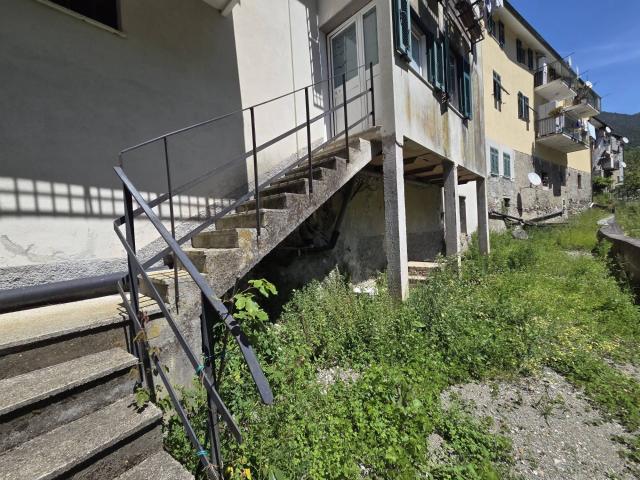 Appartamento in vendita a Mele, Acquasanta