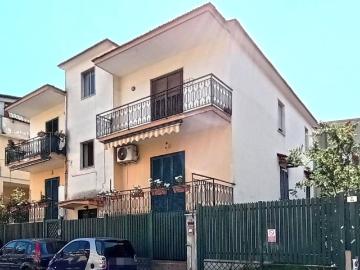 Appartamento in vendita a Melito di Napoli NA