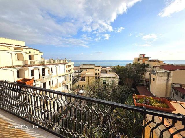 Appartamento in vendita a Melito di Porto Salvo RC
