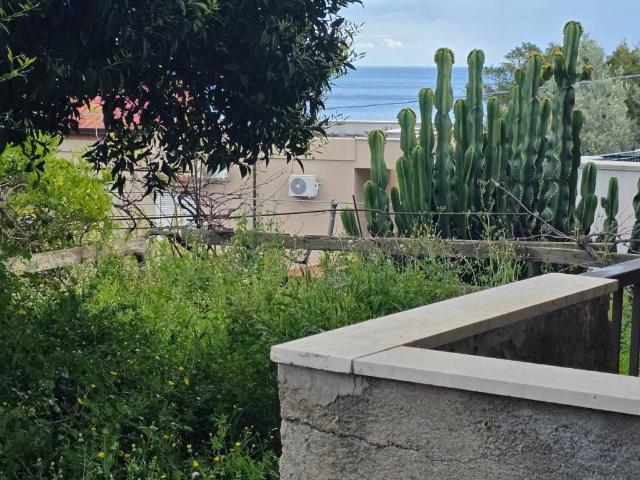Appartamento in vendita a Melito di Porto Salvo RC