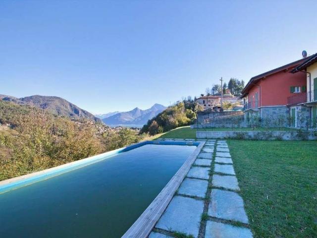 Villa in vendita a Menaggio CO