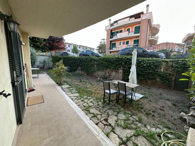 Appartamento in vendita a Mentana RM