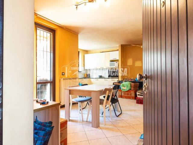 Appartamento in vendita a Merone CO