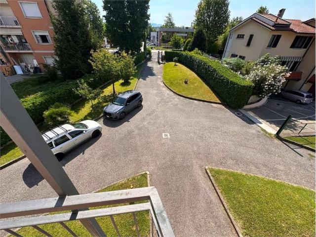 Appartamento in vendita a Merone CO