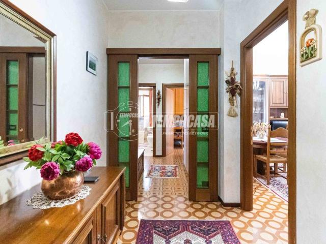 Appartamento in vendita a Merone CO