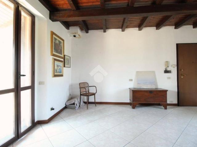 Appartamento in vendita a Merate LC