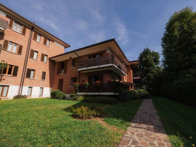 Appartamento in vendita a Merate LC