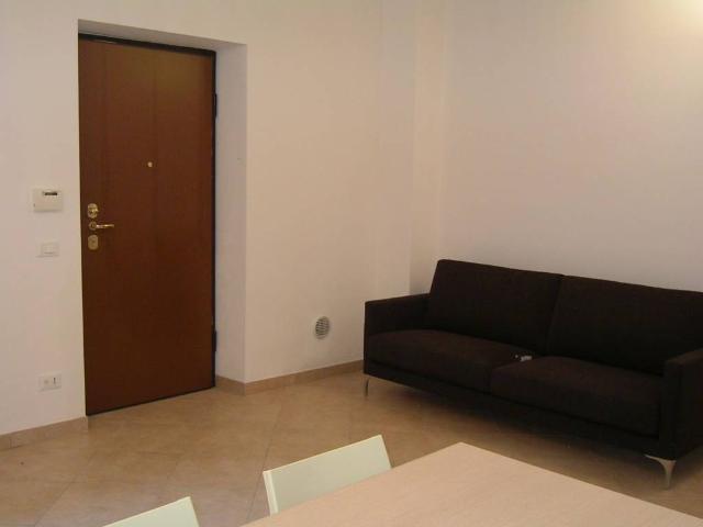 Appartamento in vendita a Merate LC