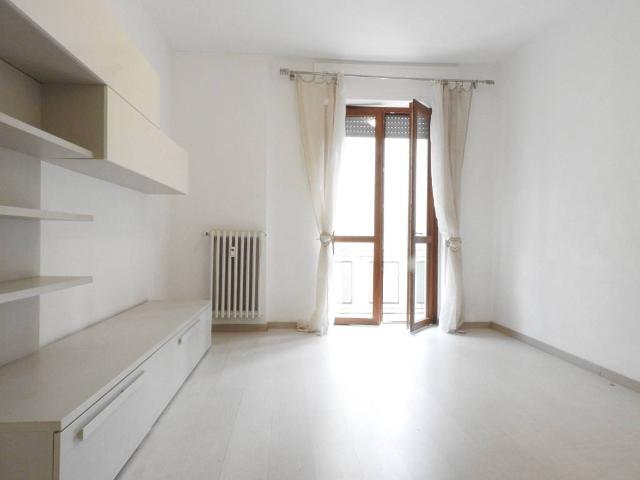 Appartamento in vendita a Merate LC