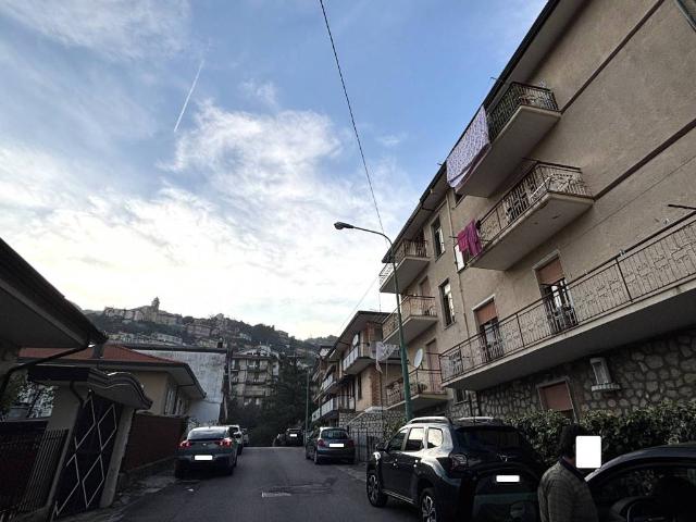 Appartamento in vendita a Mercogliano AV