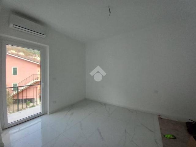 Appartamento in vendita a Mezzanego GE