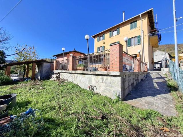 Appartamento in vendita a Mignanego GE