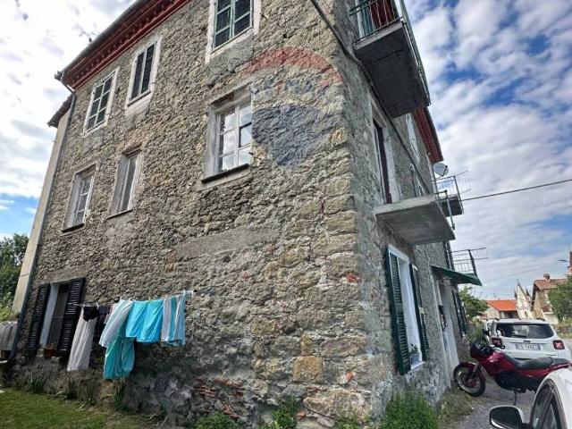 Appartamento in vendita a Mioglia SV