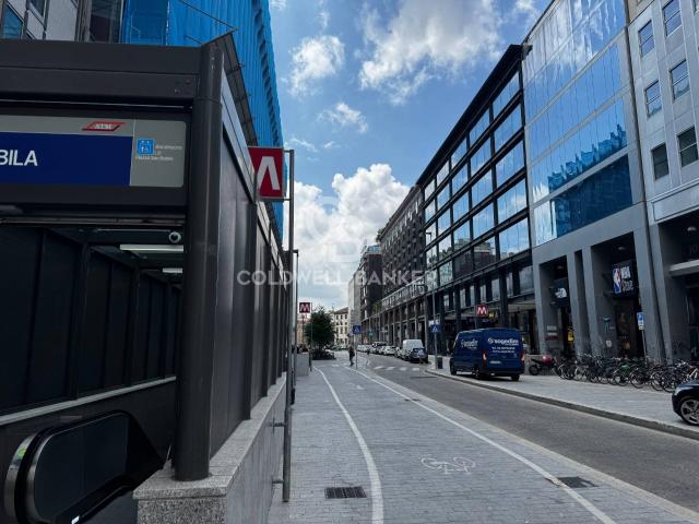 Appartamento in vendita a Milano, Centro Storico 218m² Milano