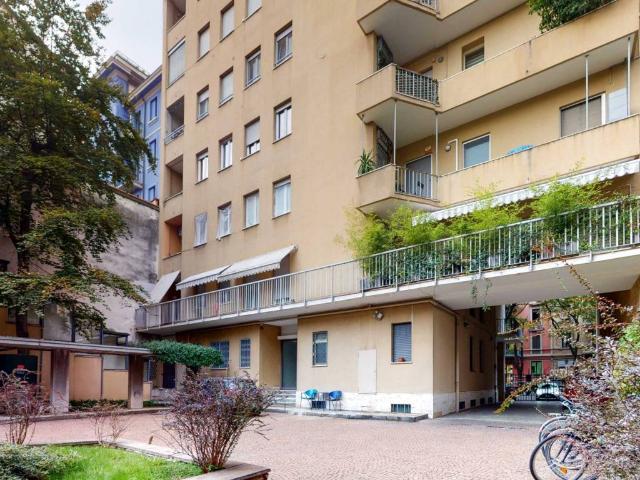 Appartamento in vendita a Milano MI