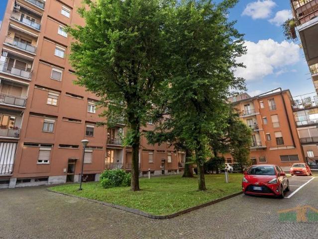 Appartamento in vendita a Milano MI
