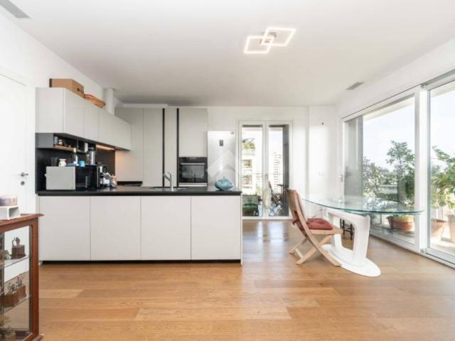 Appartamento in vendita a Milano MI