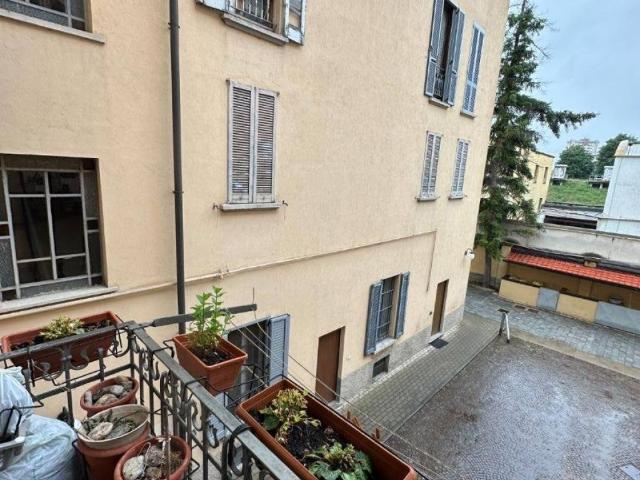 Appartamento in vendita a Milano MI