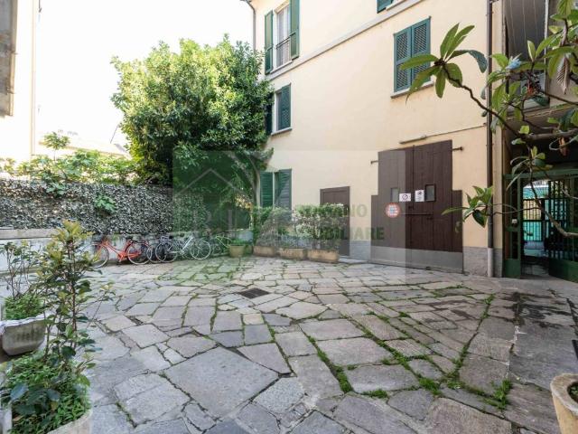 Appartamento in vendita a Milano MI