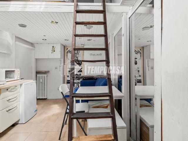 Appartamento in vendita a Milano MI