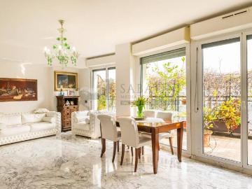 Appartamento in vendita a Milano MI