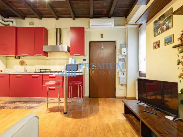 Appartamento in vendita a Milano MI