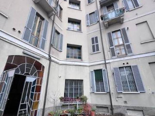 Appartamento in vendita a Milano MI