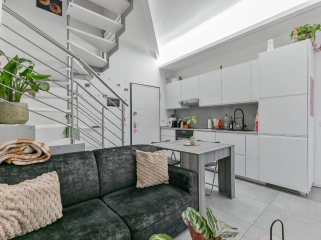 Appartamento in vendita a Milano MI