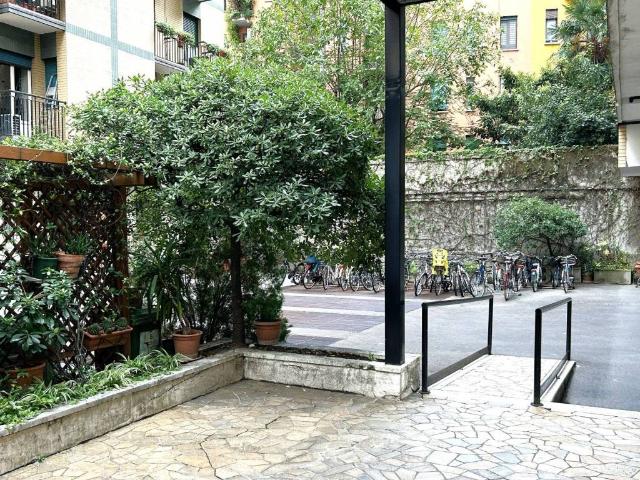 Appartamento in vendita a Milano MI