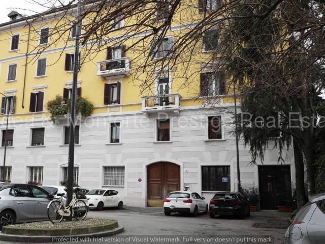 Appartamento in vendita a Milano MI