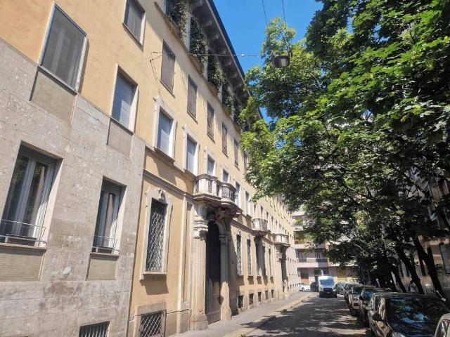 Appartamento in vendita a Milano MI
