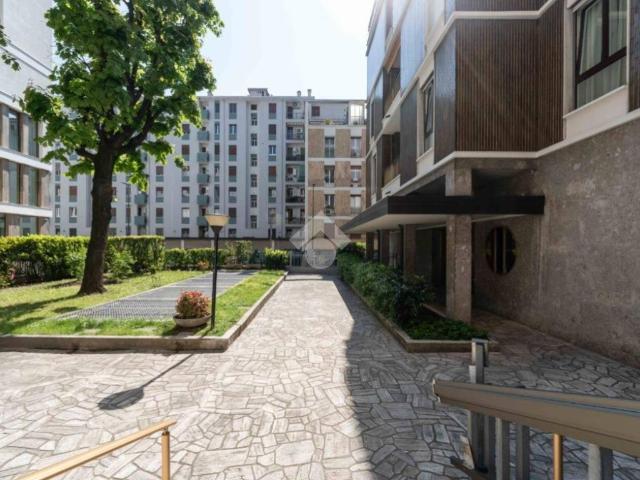 Appartamento in vendita a Milano MI