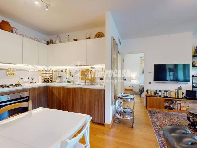 Appartamento in vendita a Milano MI
