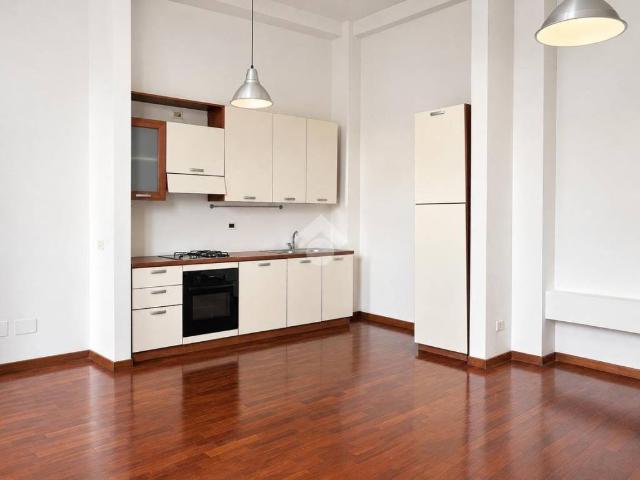 Appartamento in vendita a Milano MI