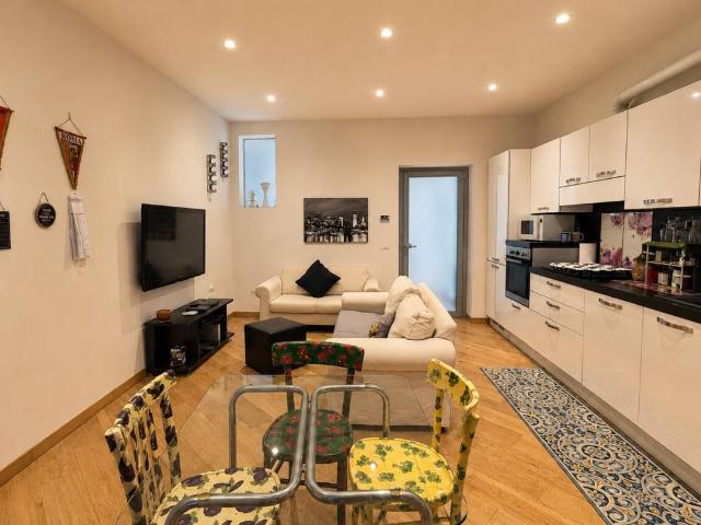Appartamento in vendita a Milano MI