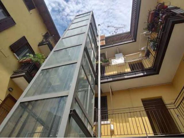 Appartamento in vendita a Milano MI