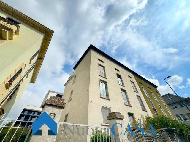 Appartamento in vendita a Milano MI