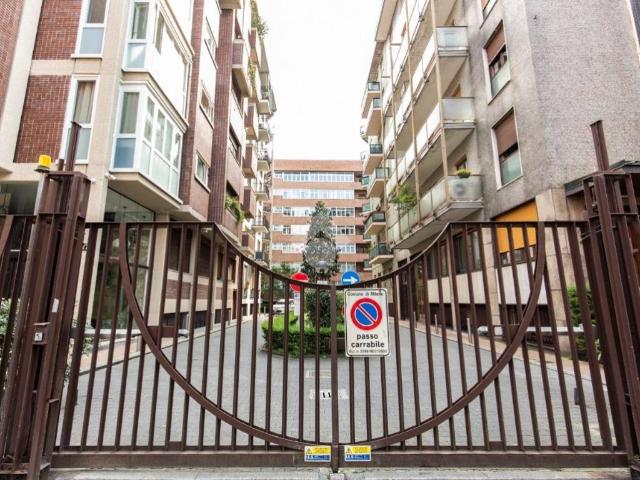 Appartamento in vendita a Milano MI