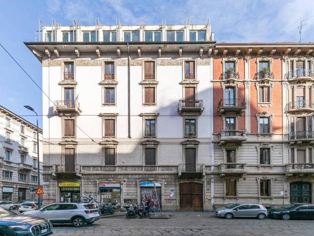 Appartamento in vendita a Milano MI